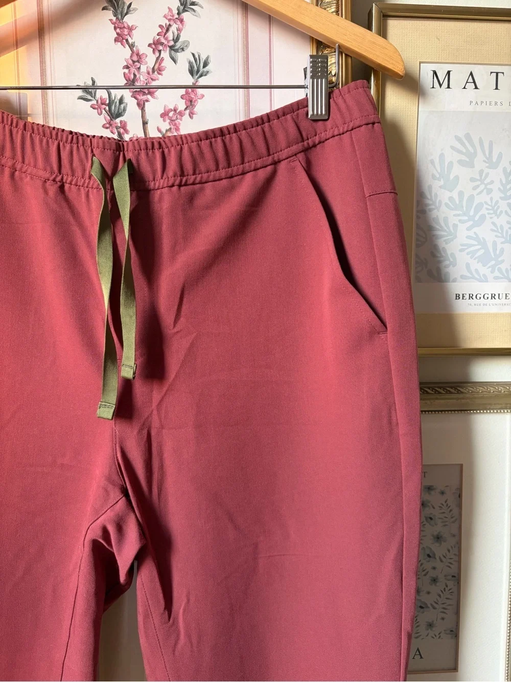 Figs Men’s Joggers Dark Cherry Medium